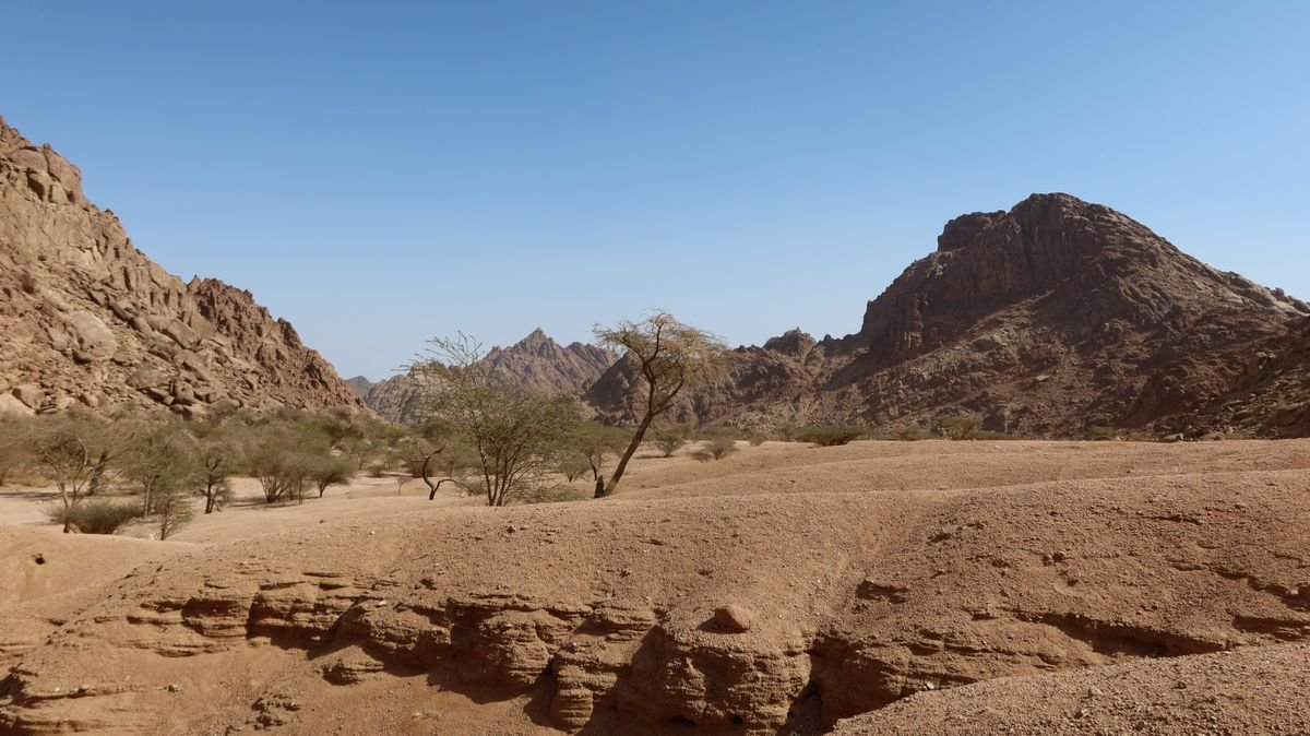 Wadi-e-Jinn (Wadi-e-Baida)